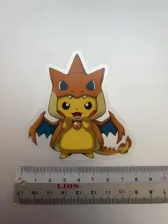早い者勝ち】メガリザードンxのポンチョを着たピカチュウ 名刺カード