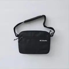 【新品未使用品】ショルダーバッグ　ブラック　コロンビア