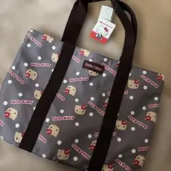 日焼けキティ　ジッパー付きトートバッグ 大きめ