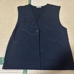 黒 ベスト ジレのサムネイル