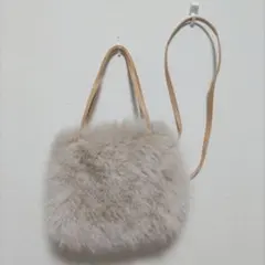 ベージュ　ファー　ショルダーバッグ