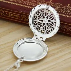 匿名配送 ネックレス ペンダント ロケットネックレス アロマペンダント 丸型 ほ