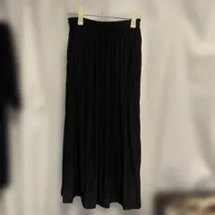 ハニーズ　黒 プリーツ ロングスカート