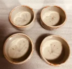 陶芸の小鉢皿　ベージュ、茶色柄　4個セット