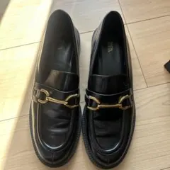ZARA 黒 レザー ローファー ゴールドチェーン　39