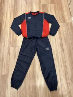 umbro ピステ上下 ネイビー/レッド