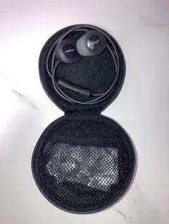 Bose ワイヤレスイヤホン 収納ケース付き