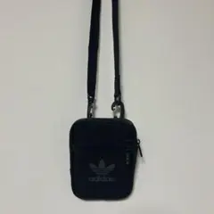adidasオリジナル ショルダーバッグ