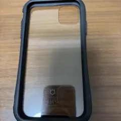 iFace iPhone11用ケース 透明・黒