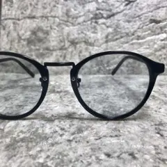 ブラックオーバルフレームメガネ