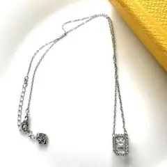 【試着のみ】スワロフスキー　Unaペンダント オクタゴンカット　箱付き