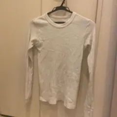 brandy melvilleホワイト 長袖 Tシャツ