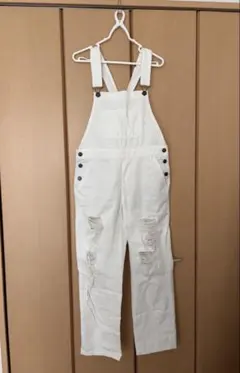 GU ホワイトダメージオーバーオール