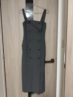 GU グレー ダブルボタン サロペット