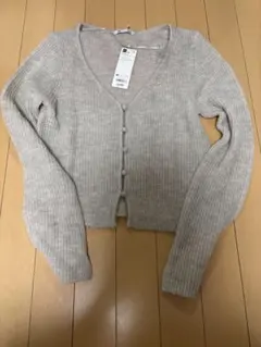 【GU】ライトヘアリーショートカーディガン　ベージュ M