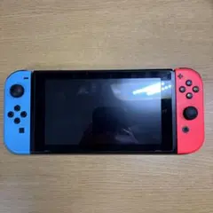 Nintendo Switch 本体 青/赤