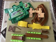 【一部パーツのみ】ドキドキマウンテンDX きかんしゃトーマス　プラレール