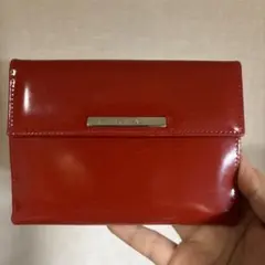 FURLA 二つ折り財布 レッド エナメル