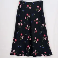 オンワード樫山　組曲　花柄フレアスカート 黒　M