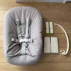 ストッケ トリップトラップ ニューボーンセットのサムネイル