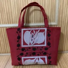 c*k様 317 帯リメイクバッグ　赤にシルバーと黒の刺繍トートバッグ