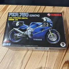 ヤマハ FZR750 (OW74) 1985年 箱小傷のサムネイル