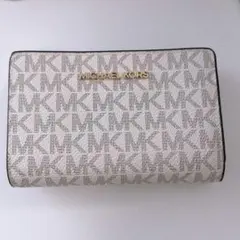 【新品未使用】MICHAEL KORS 二つ折り財布