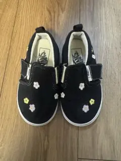 BUMP OF CHICKEN × VANS キーホルダー ブラック 右 - メルカリ