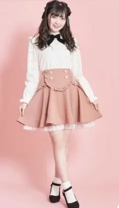 じゅ様専用　シークレットハニー　フリルヨークハートボタンフレアスカート