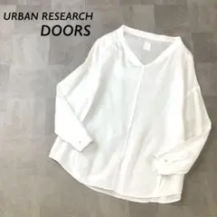 美品 リネン100％ URBAN RESEARCH DOORS リネンシャツ