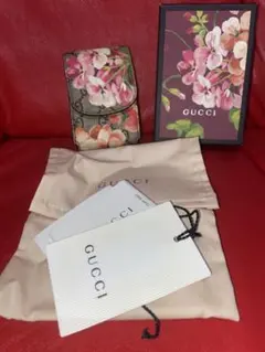 ヌエ様　　GUCCI 花柄 シガレットケース タバコケース 小物入れ ヌエ様 GUCCI 花柄 シガレットケース タバコケース 小物入れ - メルカリ