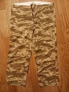 SHIPS カモフラージパンツ