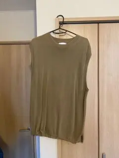 ベスト　ニット　(Urban Research)