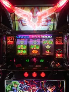 パチスロ　初代コードギアス反逆のルルーシュ　7プロジェクト　激レア強制ロム実機付のサムネイル