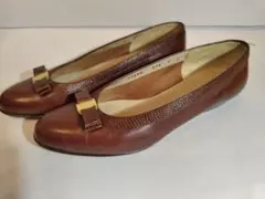 フェラガモ 赤茶 リボン付き パンプス 7 C