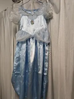 ディズニー　シンデレラ　ドレス