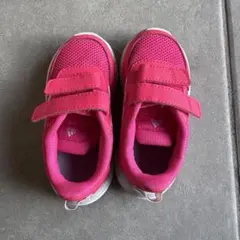 adidas ピンク スニーカー ベルクロ