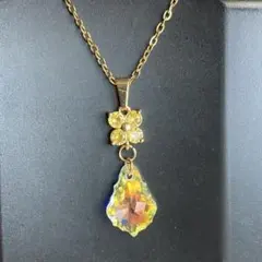クリスタル　ガラス　ネックレス