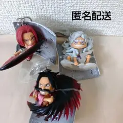 ワンピース　フィギュアキーホルダー　ニカ　シャンクス　ロジャー即購入可①