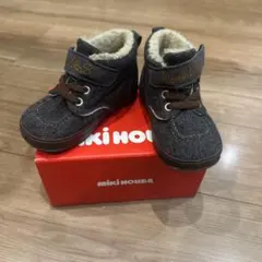 Item thumbnail for item b591ec5f-768b-4708-b7bb-51e1ac6c4e5d