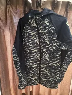 Under Armour 迷彩柄 フルジップジャケット