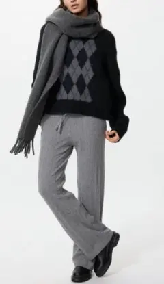 新品・ユニクロウォッシャブルニットケーブルパンツ　丈長め