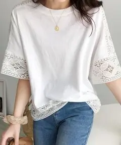 美品 ショルダーレースプルオーバー ホワイト ラウンドネックTシャツブラウス 白のサムネイル