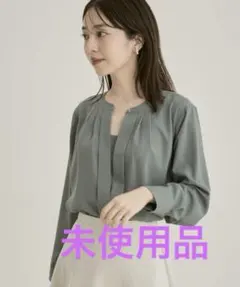 ビス　【洗える・防シワ】フロントタック長袖ブラウス