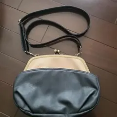 がま口ショルダーバッグ 黒とベージュ