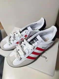 値下げ中　adidas Gazelle ハローキティコラボ スニーカー