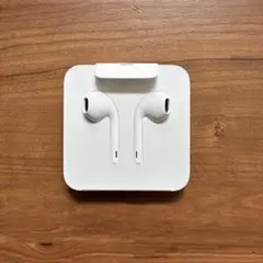Apple EarPods ホワイト ケース付き　有線イヤホン