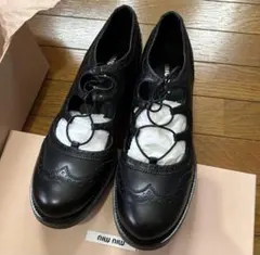 ☆miumiu☆一回着用 新品同様☆ミュウミュウ パンプス ローファーのサムネイル