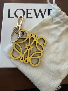 2026年最新】LOEWE レディース チャームの人気アイテム - メルカリ