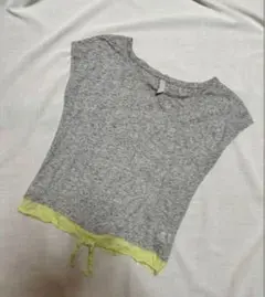 Bershka 半袖 裾リボン トップス カットソー Sサイズ グレーのサムネイル